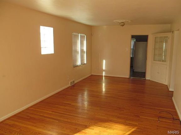 3rd image of 6169 Lalite Ave