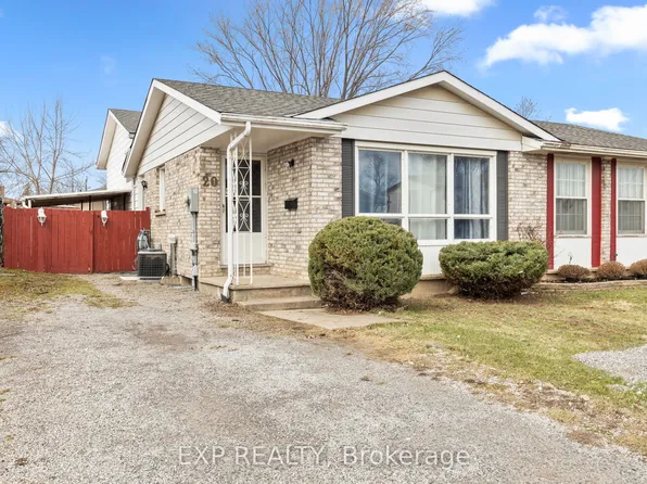20 Canterbury Dr, Saint Catharines, ON L2P 3M7