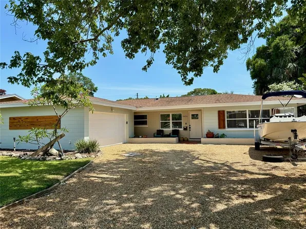 2420 66th Ter S, Saint Petersburg, FL 33712