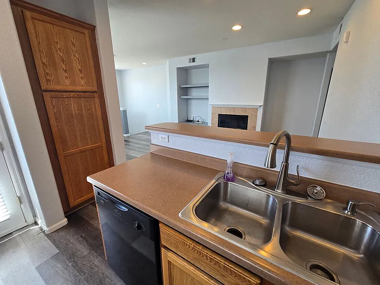 8865 Federal Blvd #202 — Photo 14