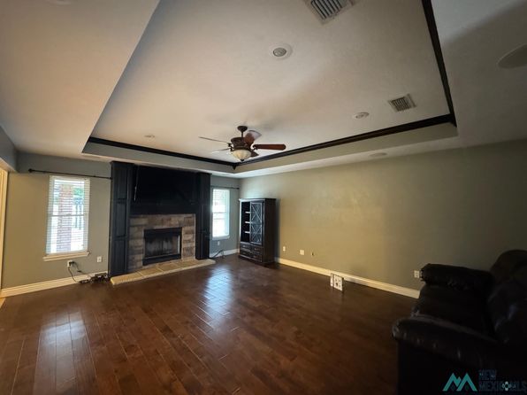 108 Adkins Ct, Clovis, NM 88101