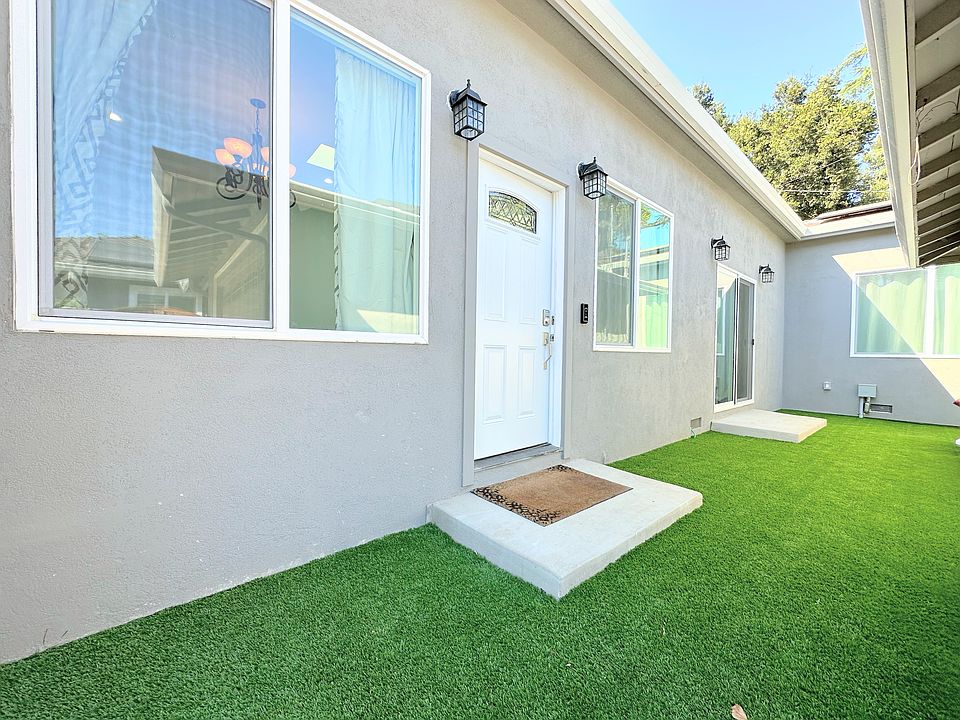 1st image of 3215 Jade Ave