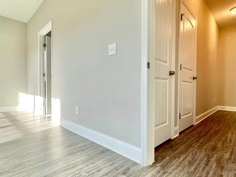 102 James Parcus Cir — Photo 24