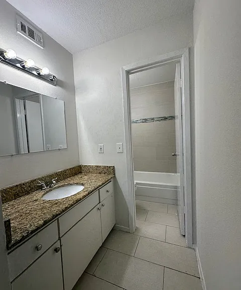 4837 Cedar Springs Rd #316 — Photo 3