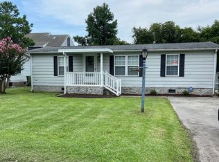 144 Queens Rd, Little River, SC 29566