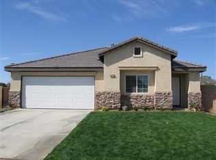 45215 Sancroft Ave, Lancaster, CA 93535