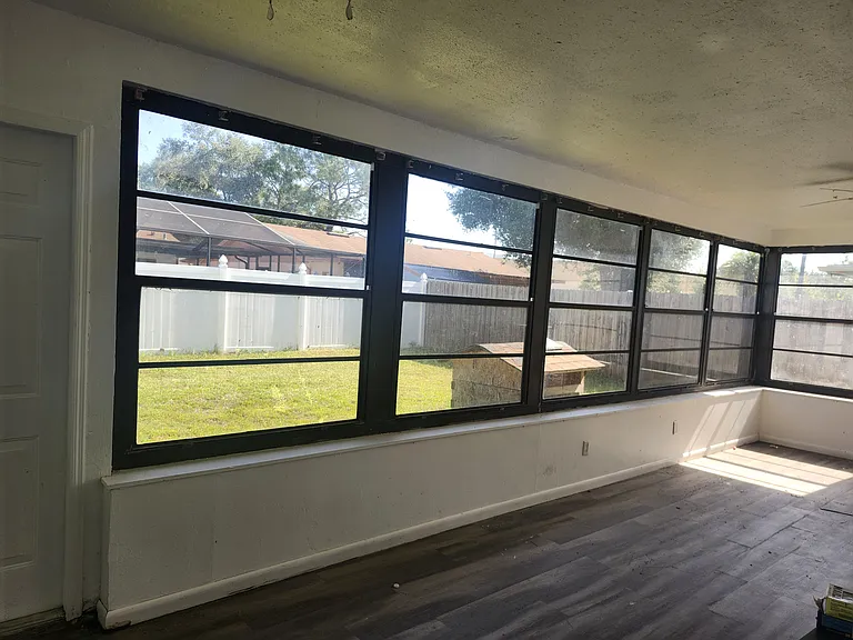 8040 Deerwood Cir — Photo 11
