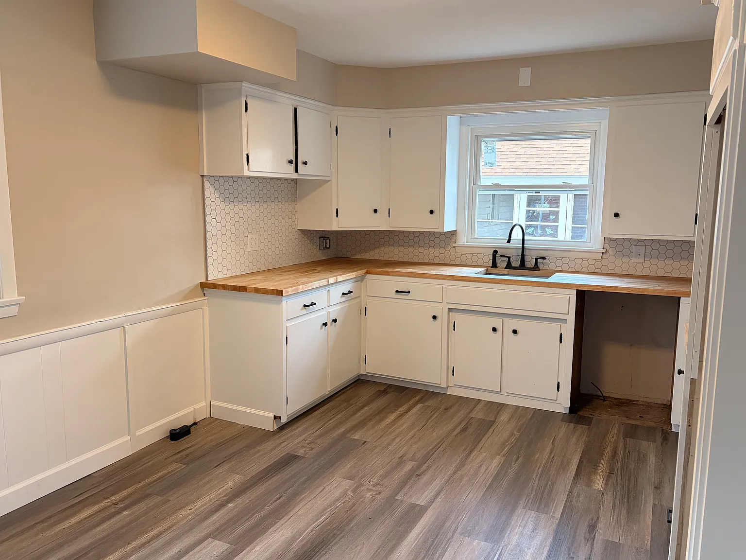 3 bed, 1200 sqft, $1,495 — Photo 4