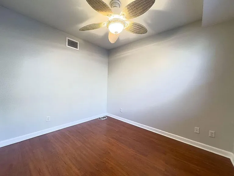 2322 Vintage Dr — Photo 22
