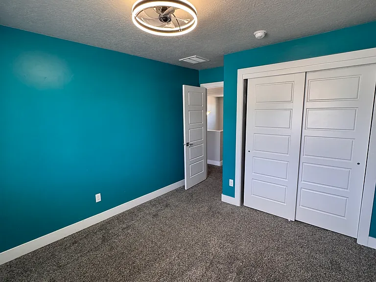 15146 S Cantle Dr — Photo 23