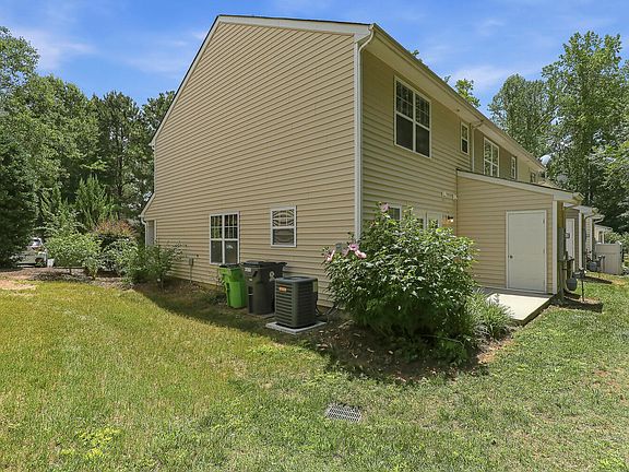 3rd image of 228 Harbor Haven Dr