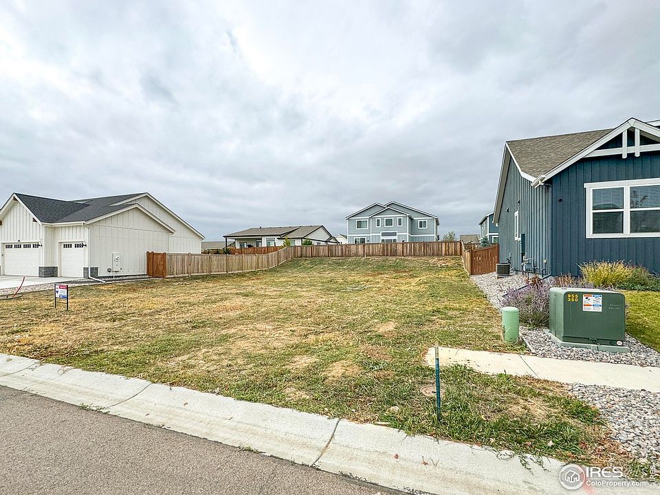 2nd image of 211 Cowbell Dr