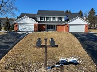 16460 Dane Ct E #16460, Brookfield, WI 53005