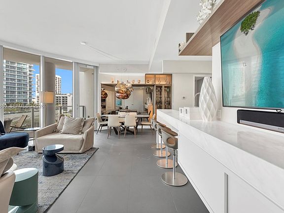 5th image of 17475 Collins Ave Unit 304