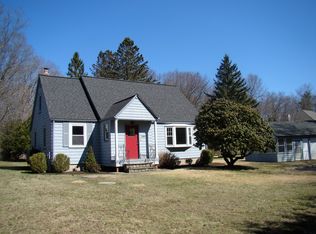 2389 Division Rd, East Greenwich, RI 02818