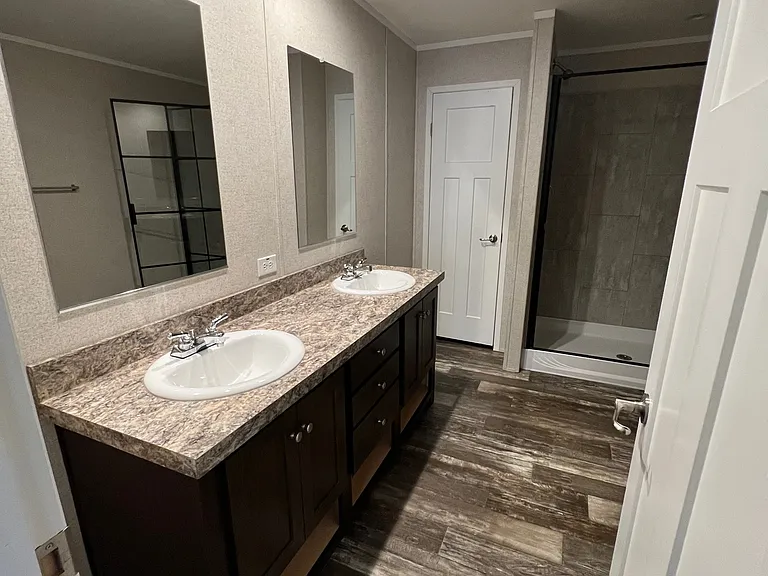 Stonegate MHC — Photo 24