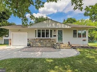 1540 N Bowling Green Dr, Cherry Hill, NJ 08003