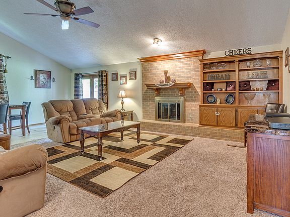 5th image of 6117 Westpark Dr