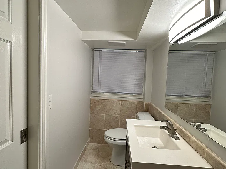 1549 44th St NW — Photo 3