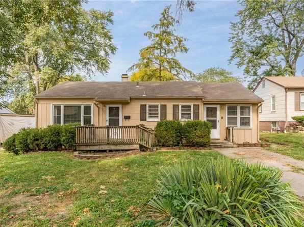 832 W 24th Ter, Independence, MO 64055