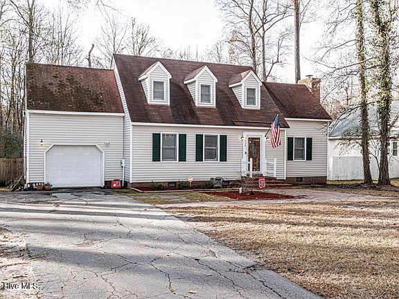 3rd image of 1428 Foxhall Drive