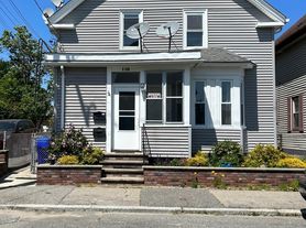 116 Sutton Ave, East Providence, RI