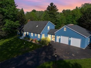 7216 Furnace Rd, Ontario, NY 14519