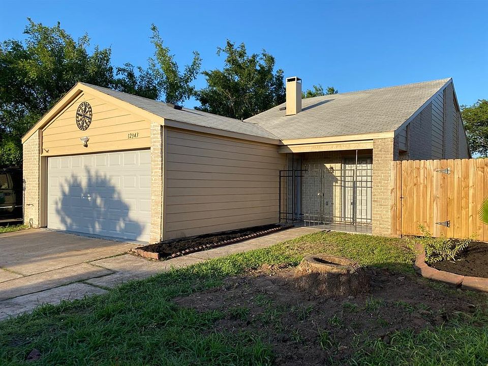 1st image of 12343 Wellington Park Dr