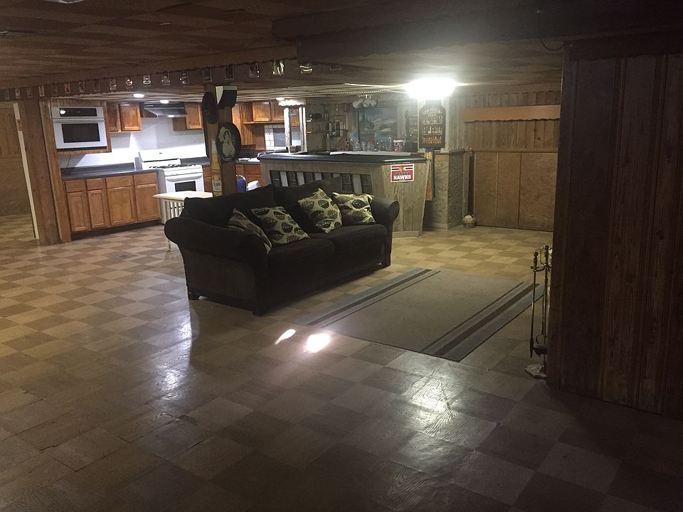 1st image of 3031 Behrns Dr