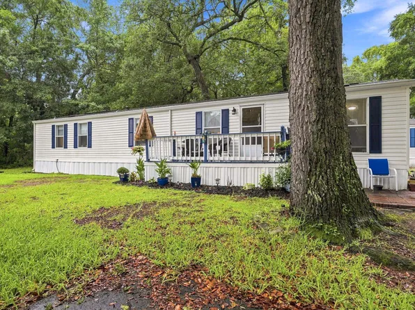 539 Key Largo Ave., Murrells Inlet, SC 29576