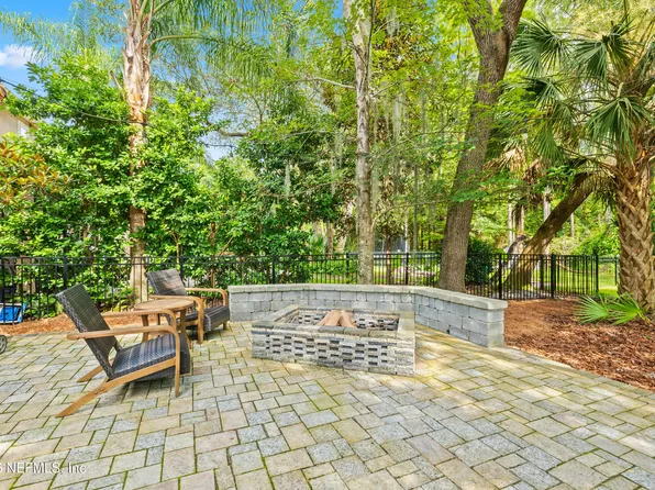 25 HOWLAND Drive, Ponte Vedra, FL 32081