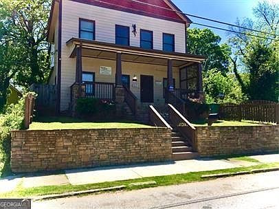 1st image of 836 Mitchell St SW