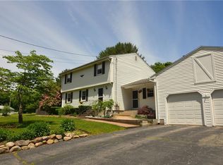 49 Leuba Rd, Coventry, RI 02816