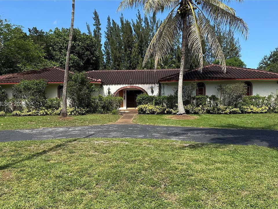 1st image of 4280 SW 77th Ave