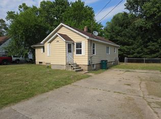 6041 Hilliard Rd, Lansing, MI 48911