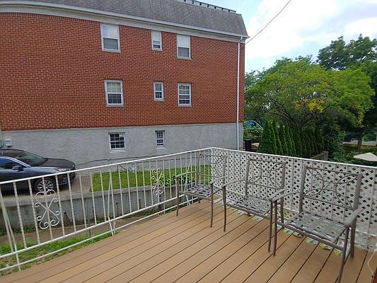 3rd image of 212-78 16th Ave Floor 2