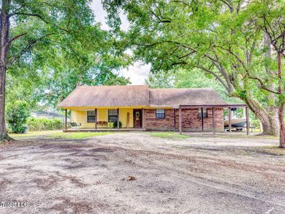 1601 Bayou Vista St, Gautier, MS, 39553