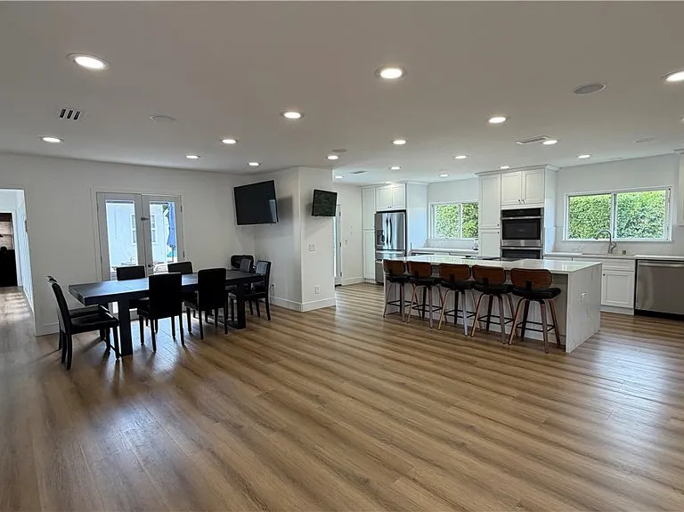 5855 Shirley Ave — Photo 5