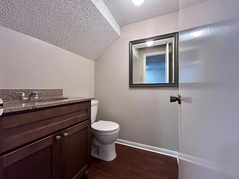 8908 Schick Rd — Photo 5
