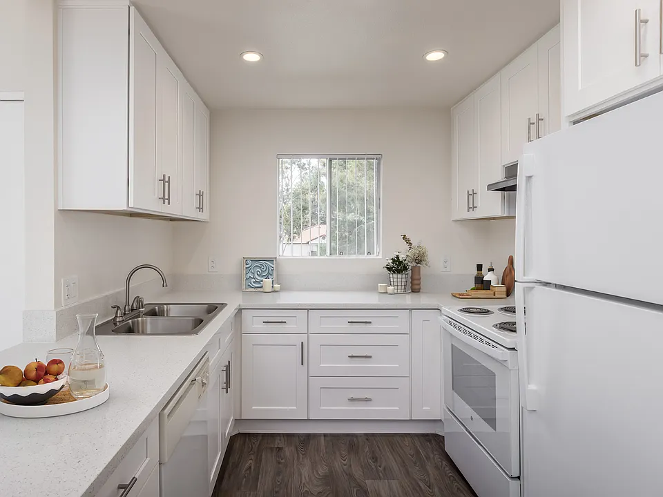 Shadowridge Heights Apartments