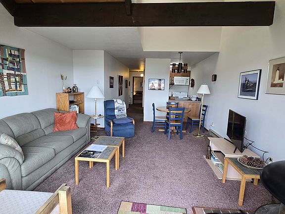 4th image of 1000 SE Bay Blvd #406-407
