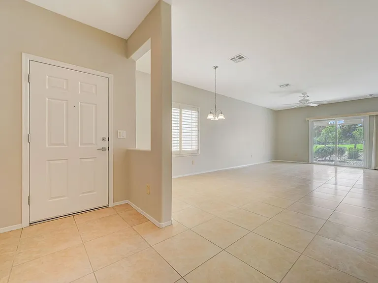 7925 Fantail Dr — Photo 3