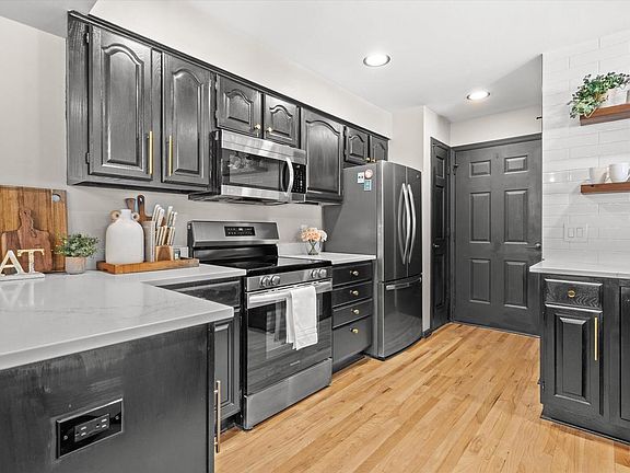 5th image of 2293A Circle Ridge