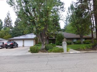 2896 W Cromwell Ave, Fresno, CA 93711