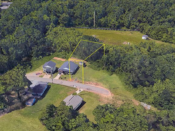 4th image of 0.16 Acres Celia Ave