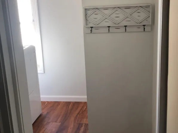 242 Main St, Dupont, PA 18641