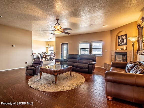 5th image of 5001 Pinecroft Dr