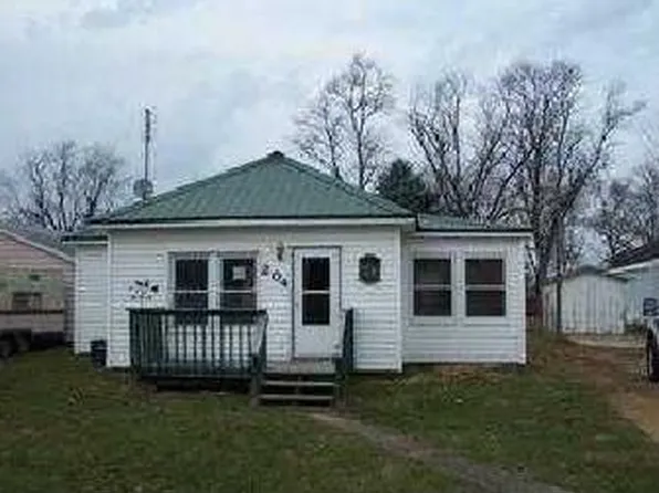 204 Pine Ave, Chana, IL 61015