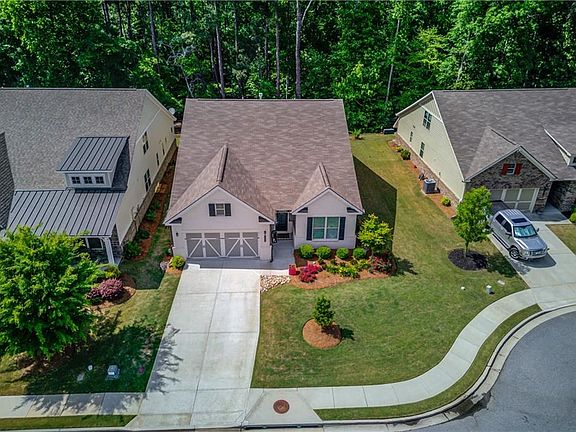 3rd image of 3060 Appling Hills Dr