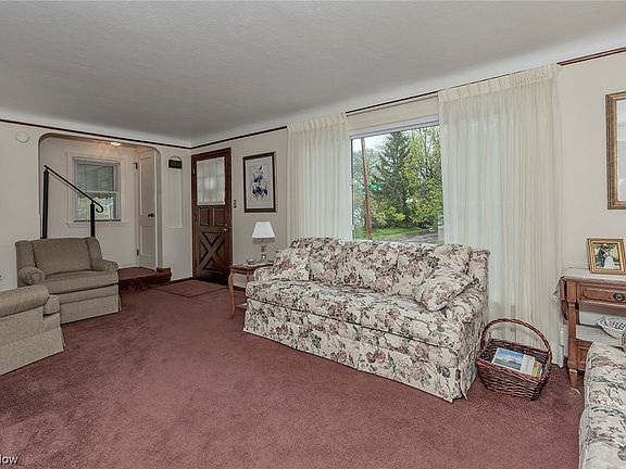 5th image of 4868 Edsal Dr